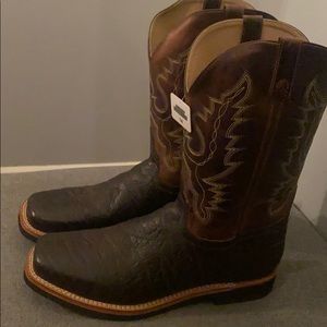 Smoky Mountain boots, size 14.